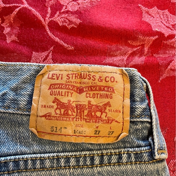 Levi’d514 Slim Straight Denim Cut Off Shorts - Picture 3 of 6